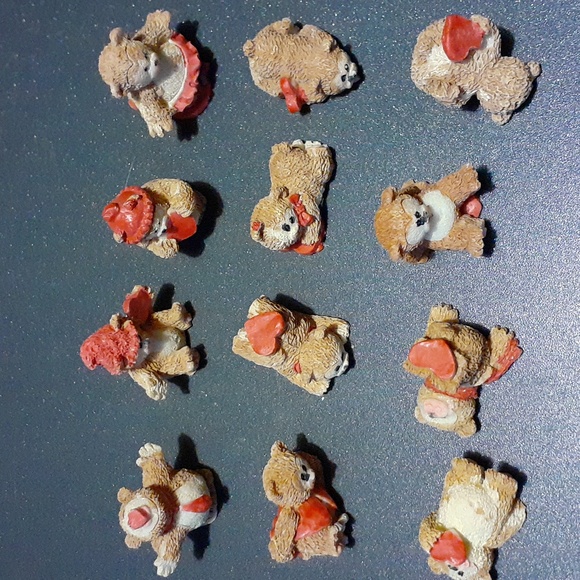 Set of 12 Valentine miniature tiny bears - Picture 2 of 5